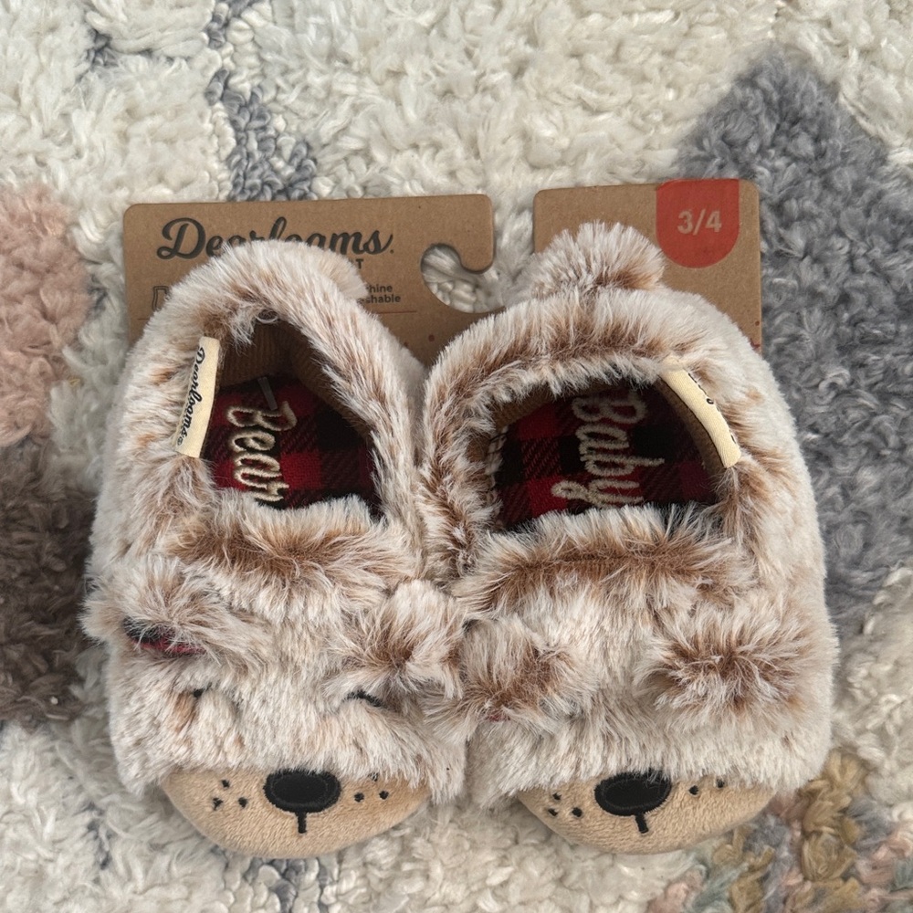 Dearfoams Fuzzy Tan Bear Face Slippers